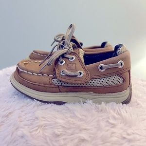 Ahoy!!! Sperry Topsider Boat Shoes Size 6 M